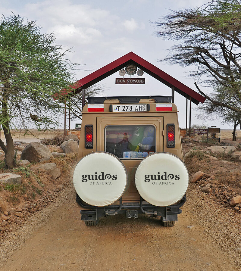 Guides-of-African-Trip-Safari-Vehicles