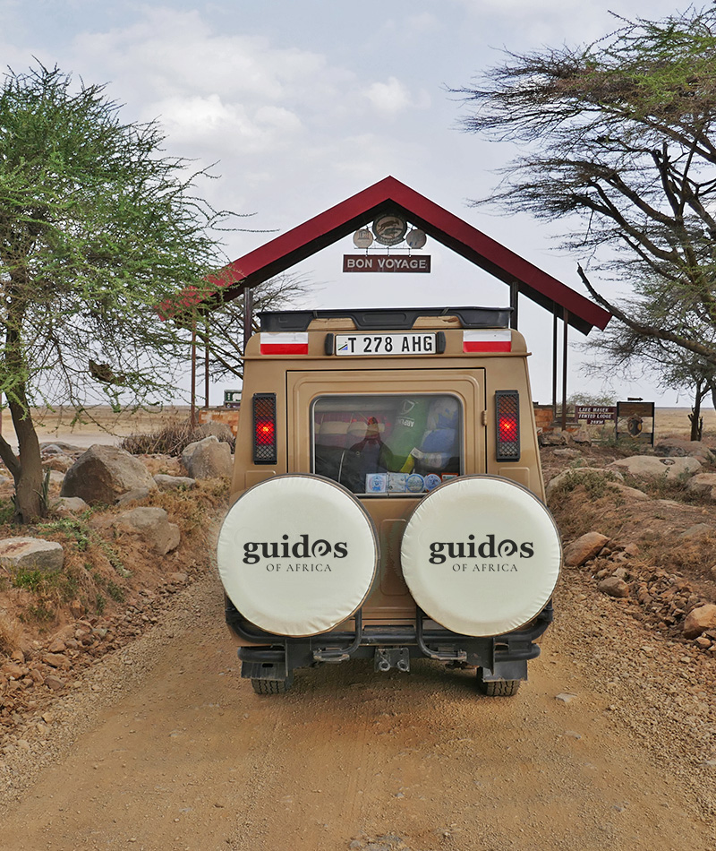 Guides-of-African-Trip-Safari-Vehicles